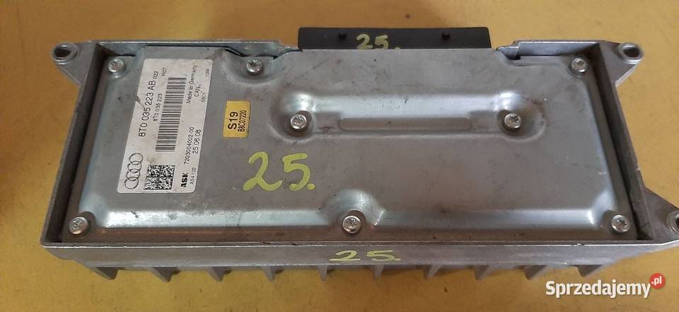 Wzmacniacz radia A4 B8 8T0035223AB Włoszczowa sprzedam