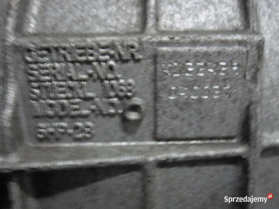 JAGUAR XF 30 D 306DT 13R 241 142 9X237000AD