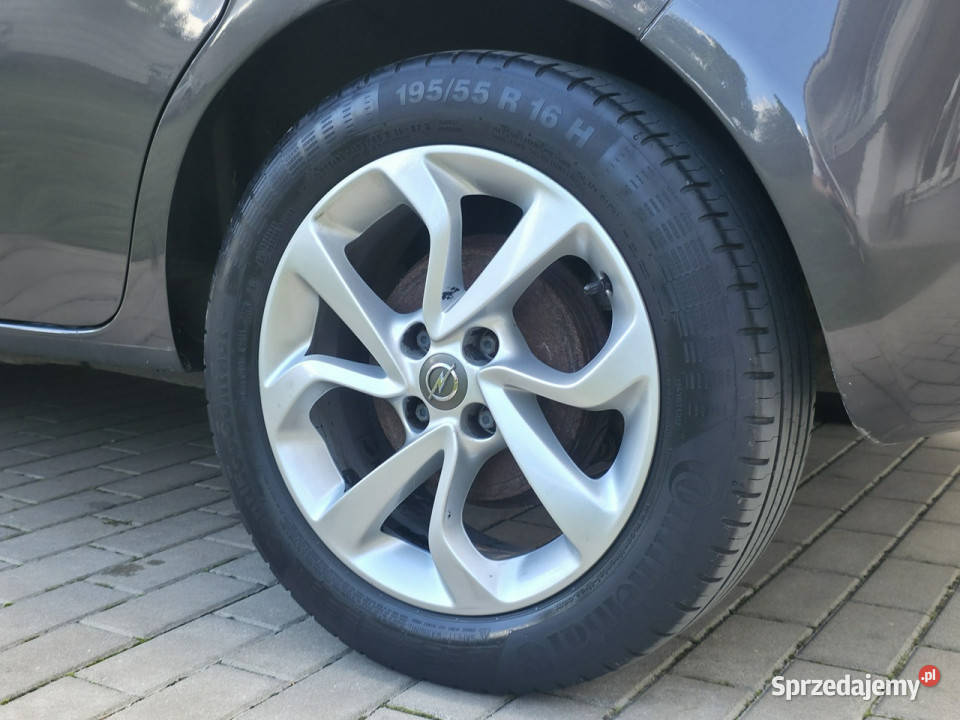 Opel Corsa 14 Benzyna Serwisowany Gwarancja światła do jazdy dziennej świętokrzyskie sprzedam