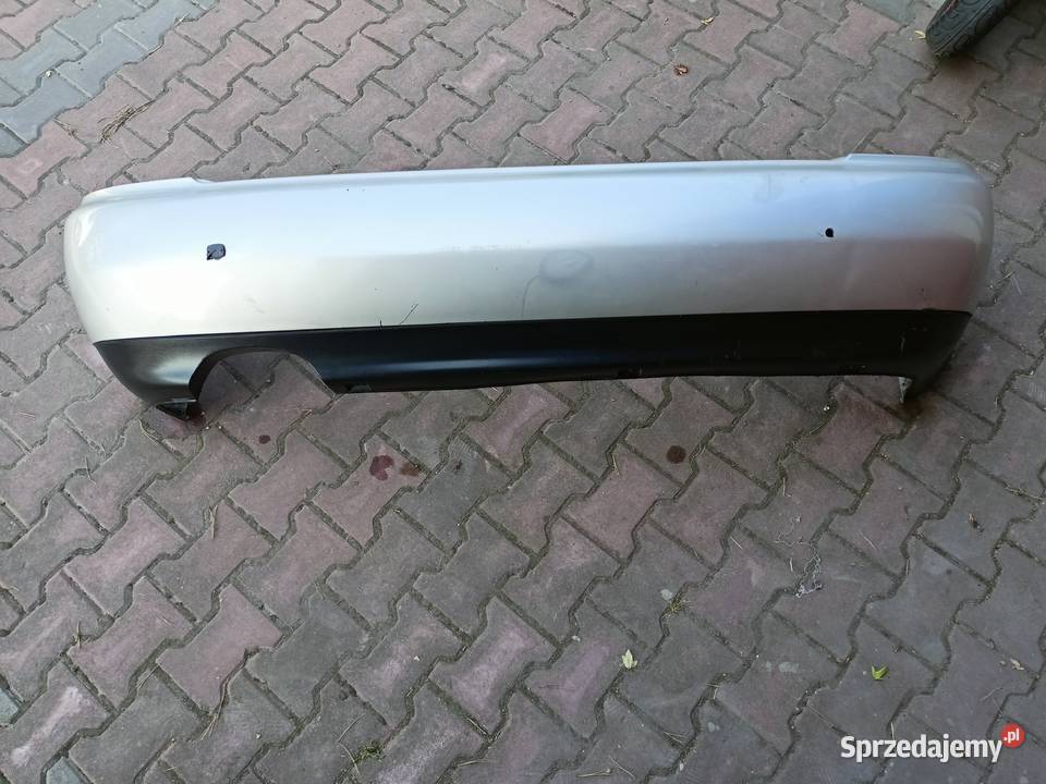 zderzak tył audi a4 B5 sedan srebrny Lubartów sprzedam