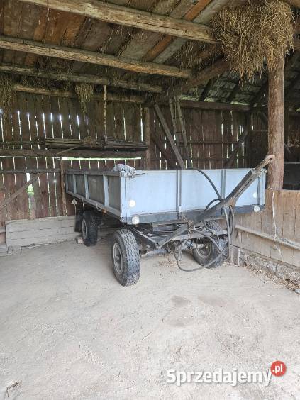 Przyczepa wywrotka d 35 nieuszkodzony Przyczepy rolnicze Wieprz