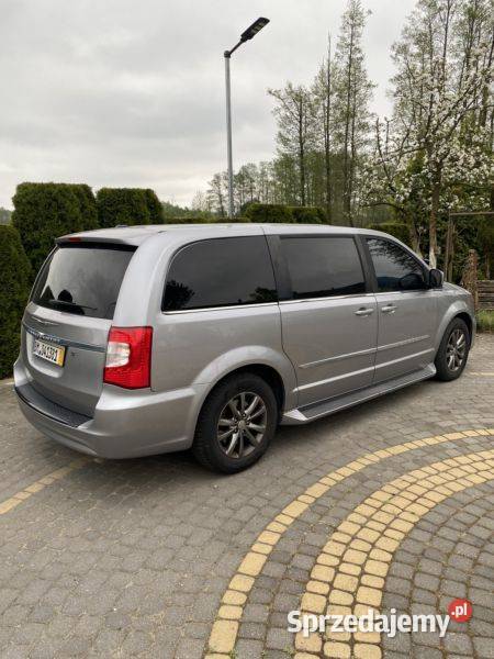 Chrysler Town Contry S 36 199900km