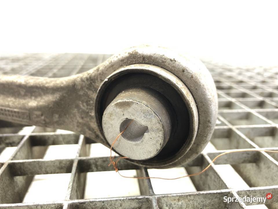 WAHACZ LEWY PRZÓD AUDI A6 C8 Kombi PRZEDNI LEWA osobowe podkarpackie