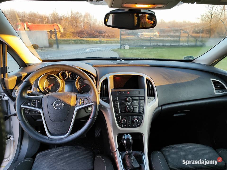 Opel Astra J 17 CDTi Isuzu Kombi Konstantynów Łódzki