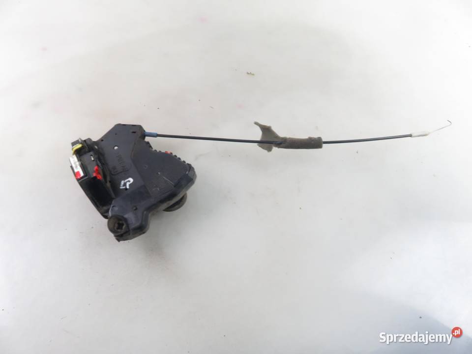 ZAMEK LEWY PRZEDNI TOYOTA COROLLA Verso