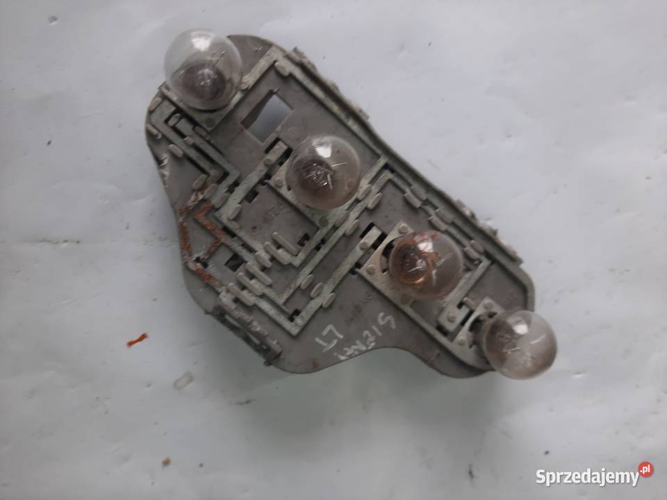 Fiat Siena listwa wkład lampy lewej tylnej lewy Ksawerów