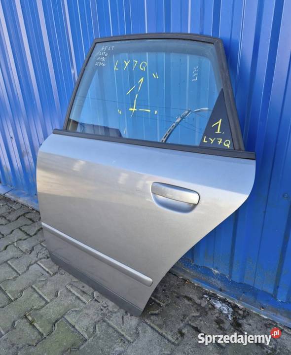 1 DRZWI TYŁ LEWY TYLNE LEWE AUDI A4 B6 SEDAN Działoszyce