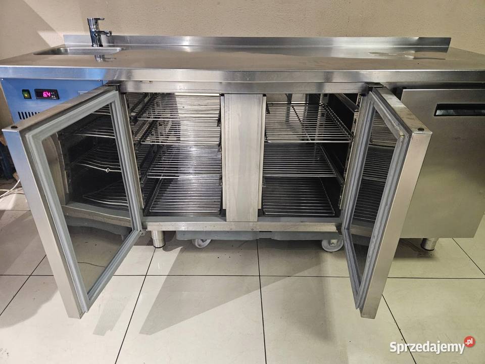 Stół chłodniczy 3 drzwiowy Dora Metal ze zlewem Góra