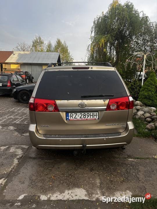 Toyota Sienna 35 bg Rzeszów