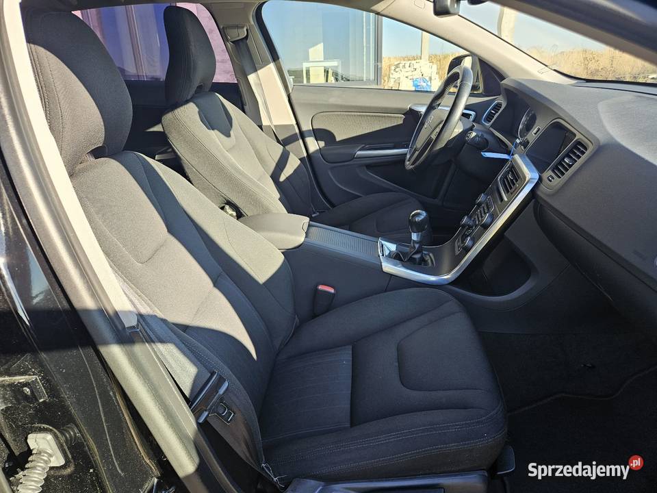 Volvo V60 16TB T4 180 Klimatronik Parktronik Prawiedniki sprzedam