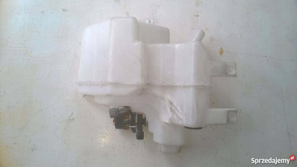 Infinity sedan zbiorniczek spryskiwaczy