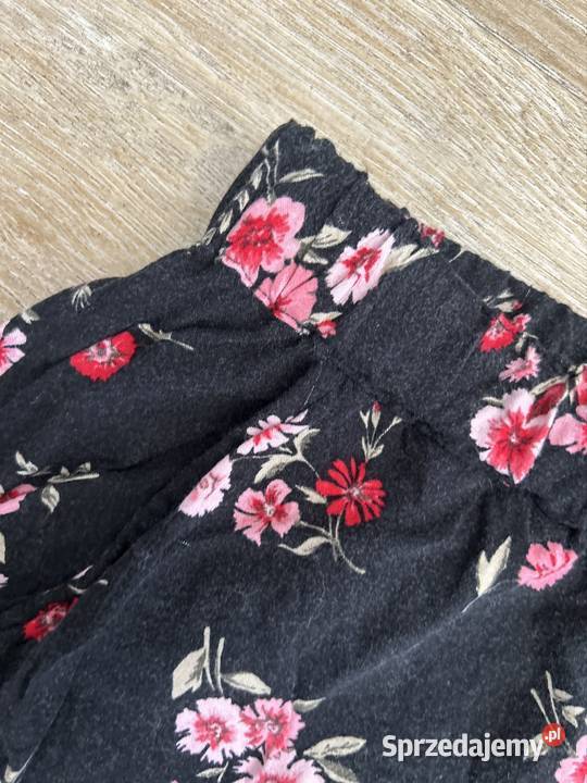 Spodenki w kwiatki XS