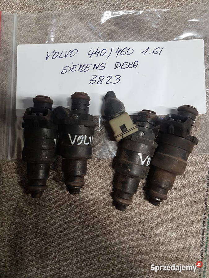 VOLVO 460 440 16 WTRYSKIWACZ PALIWA SIEMENS DEKA sprzedam