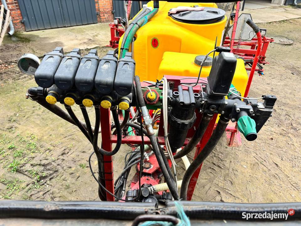 Opryskiwacz 1200 l wielkopolskie Lipno sprzedam