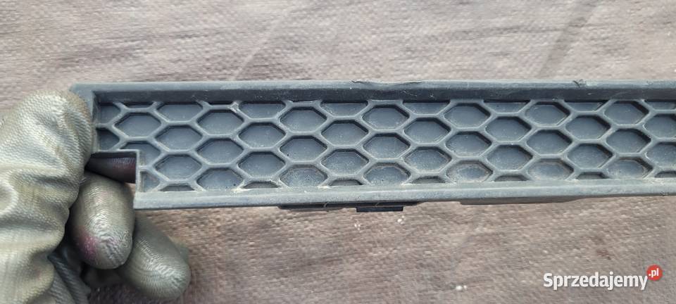 KIA SOUL 08 LISTWA KRATKA ZDERZAK TYŁ Pozostałe Ruda Śląska sprzedam