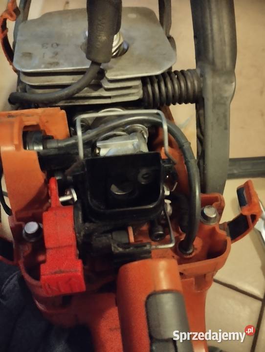 Piła spalinowa husqwarna 135 i 236 na czesci świętokrzyskie Ostrowiec Świętokrzyski