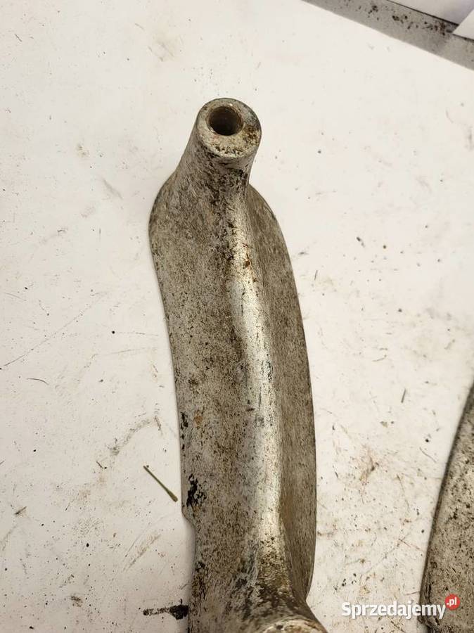 MOCOWANIE BŁOTNIK TYŁ ZUNDAPP TRIUMPH Elementy nadwozia Rybnik