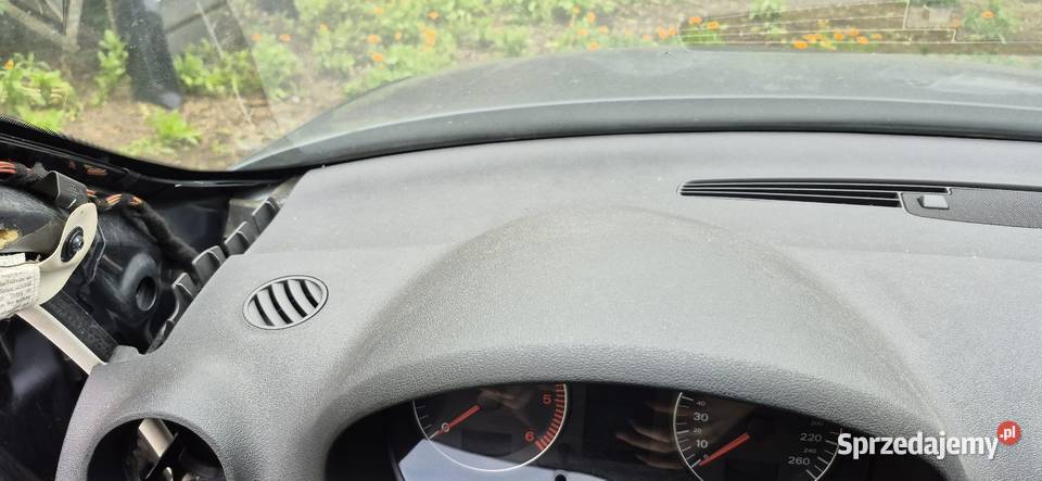 Kokpit pulpit deska rozdzielcza Audi A3 8P Rok produkcji 2004 sprzedam