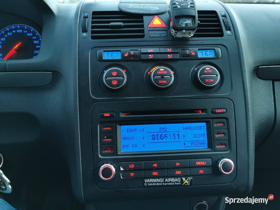 Volkswagen Touran 20TDI 140 BKD 7 Osobowy Grzane wielkopolskie Poznań