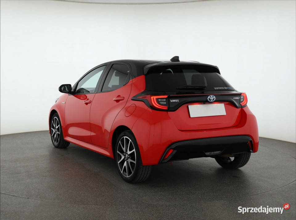 Toyota Yaris 15 VVTi Hybrid nieuszkodzony Piaseczno sprzedam