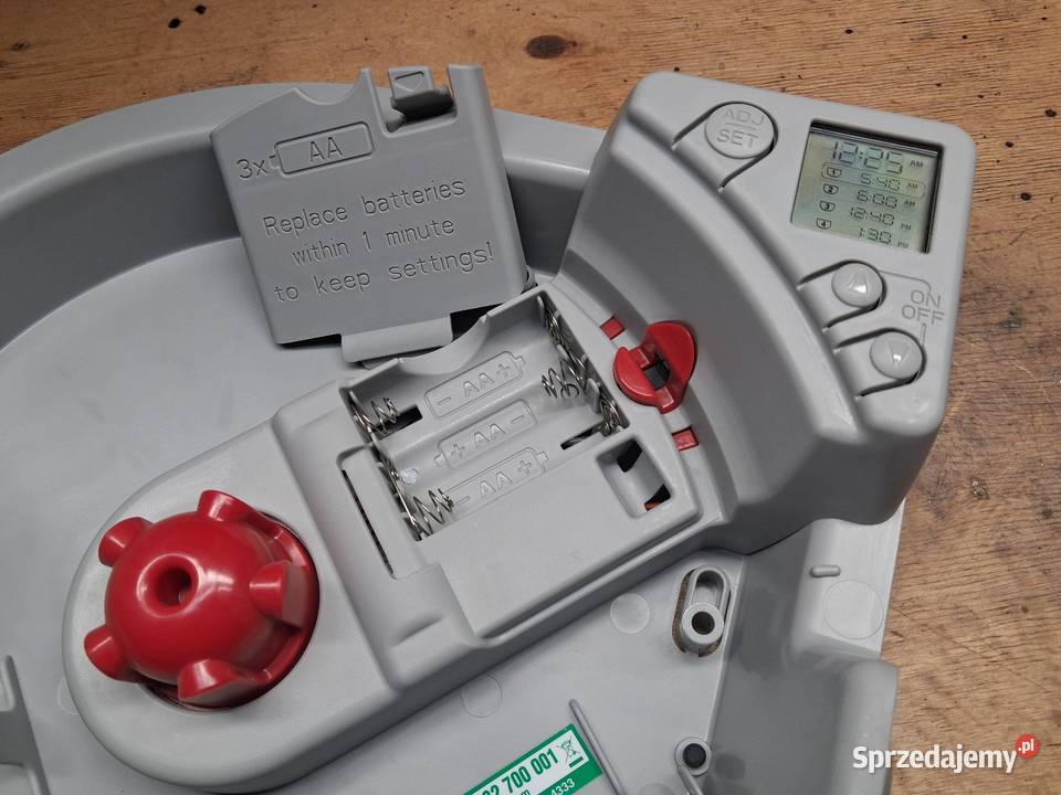 Podajnik karmy kotów Wrocław sprzedam