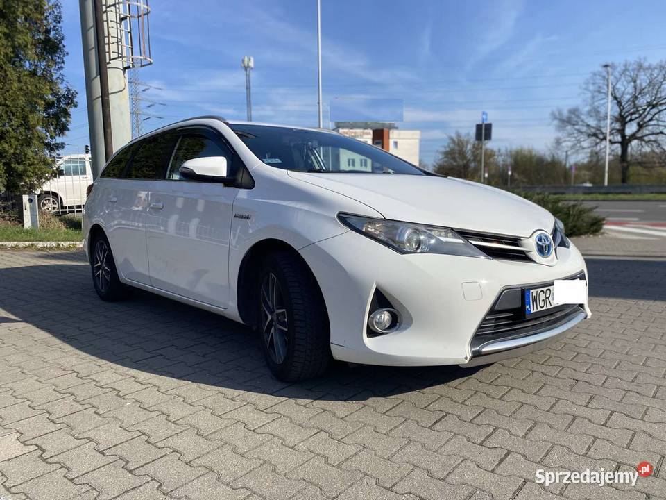 Toyota Auris Hybrid 2015 Warszawa