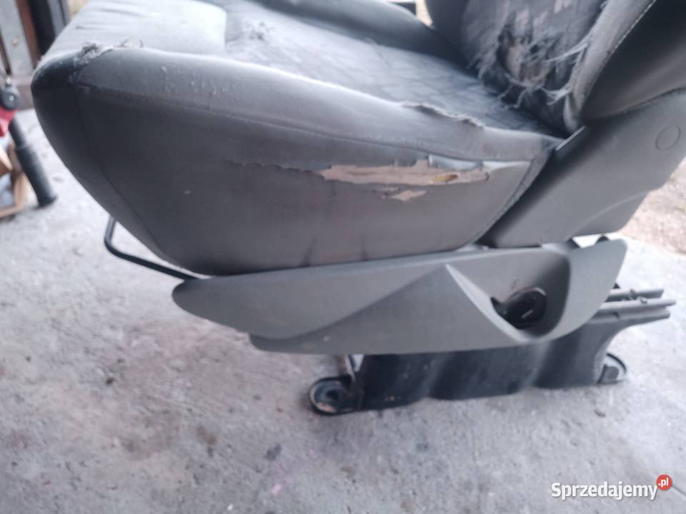 Fotel kierowcy Opel Vivaro Renault Trafic do Aleksandrów