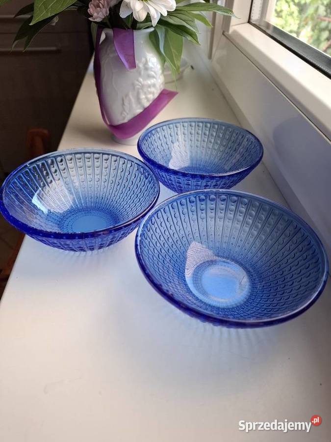 Niebieskie salaterki Pakość