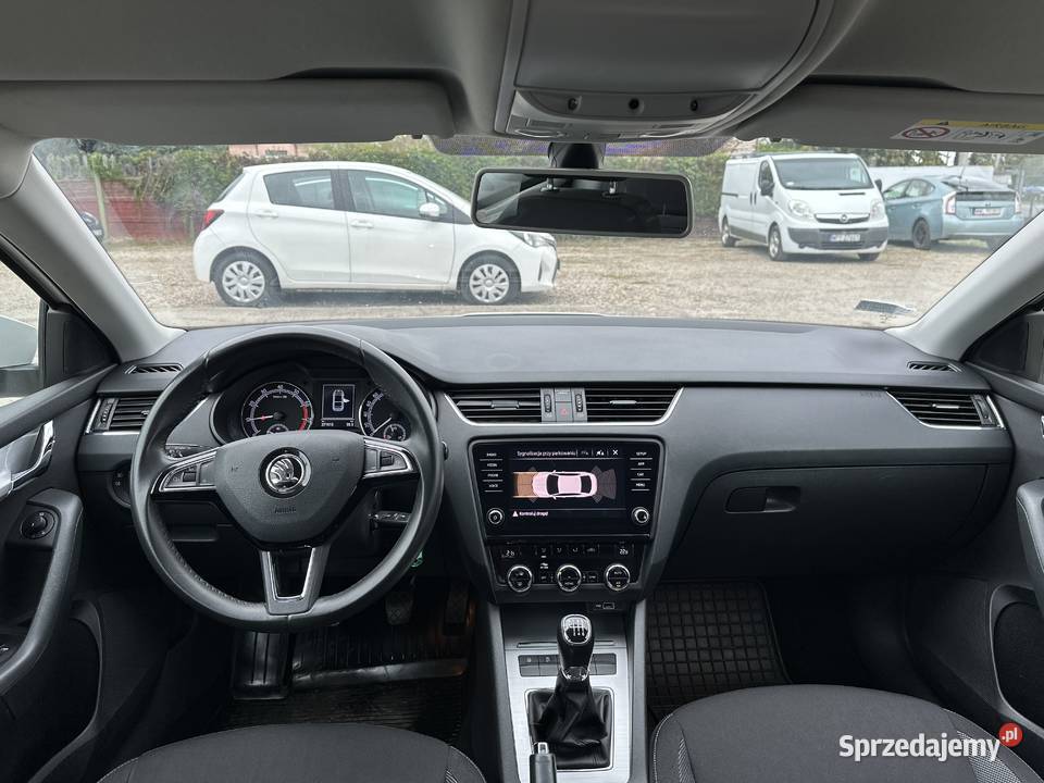 koda Octavia 10TSI 115Salon IWŁFV23 Kredyt Octavia Warszawa