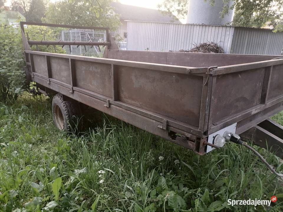 Rozrzutnik do obornika przyczepa nieuszkodzony Słomniki sprzedam