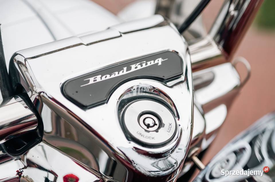 HarleyDavidson Road King 2016r 103