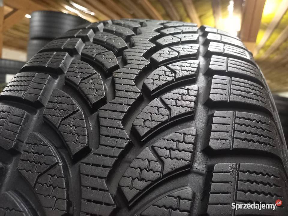 2x Opona używana zimowa 23555R18 BRIDGESTONE 209 Zaścianki