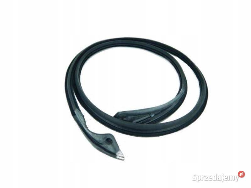 USZCZELKA DACHOWA LEWA CHRYSLER 300 9901 osobowe sprzedam