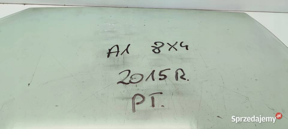 SZYBA BOCZNA DRZWI PRAWY TYŁ AUDI A1 8X LIFT 8X4 Przystajń