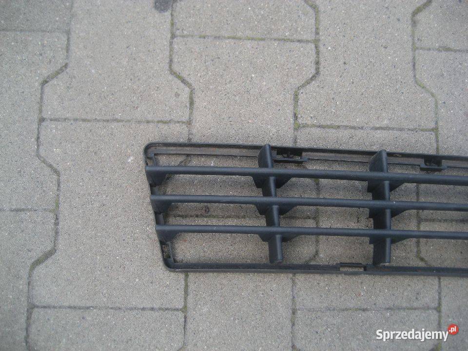 volvo s40 v50 0407r kratka zderzaka przedniego osobowe Atrapy Rakoniewice