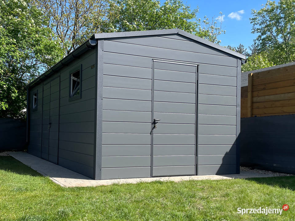 Garaż ocieplany z płyty warstwowej 37m grafit Kraków