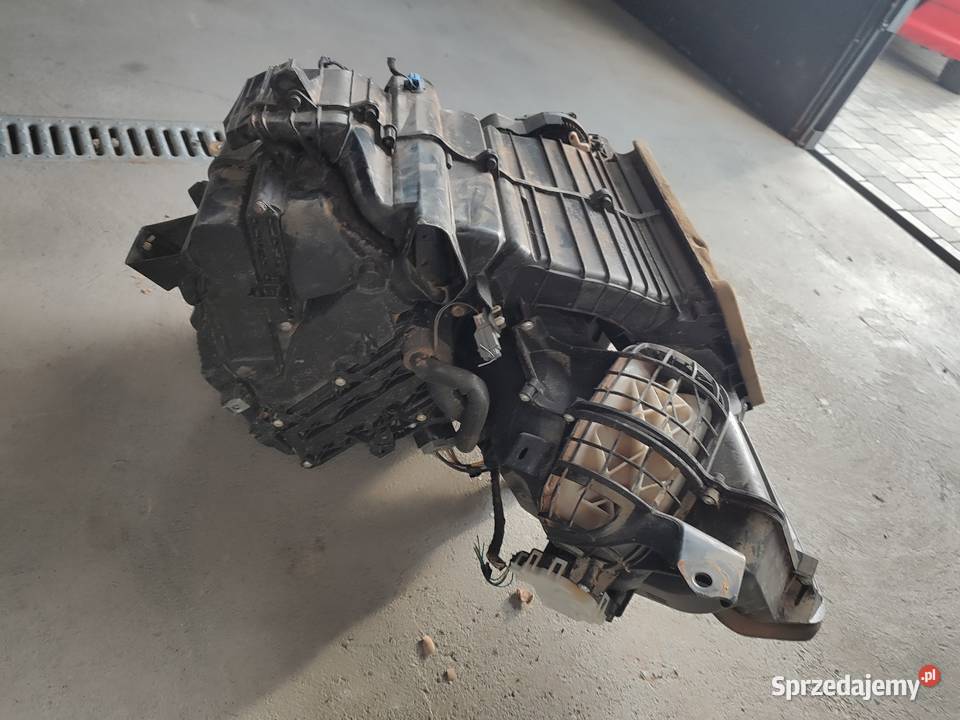 PUMA MK2 FIESTA MK8 NAGRZEWNICA KOMPLETNA sprzedam