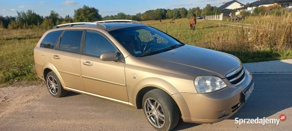 Chevrolet Lacetti 16 BG hak ważne opłaty w pełni Skaryszew