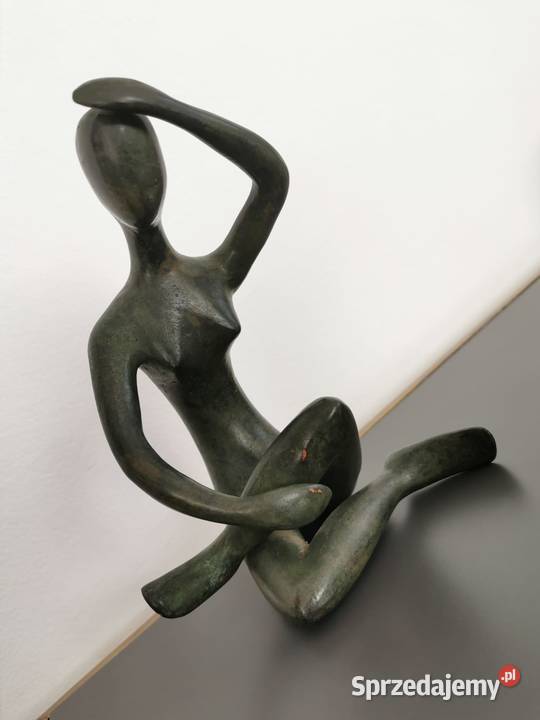 Figura z brązu kobieta Abstrakcyjna figurka z Rzeszów