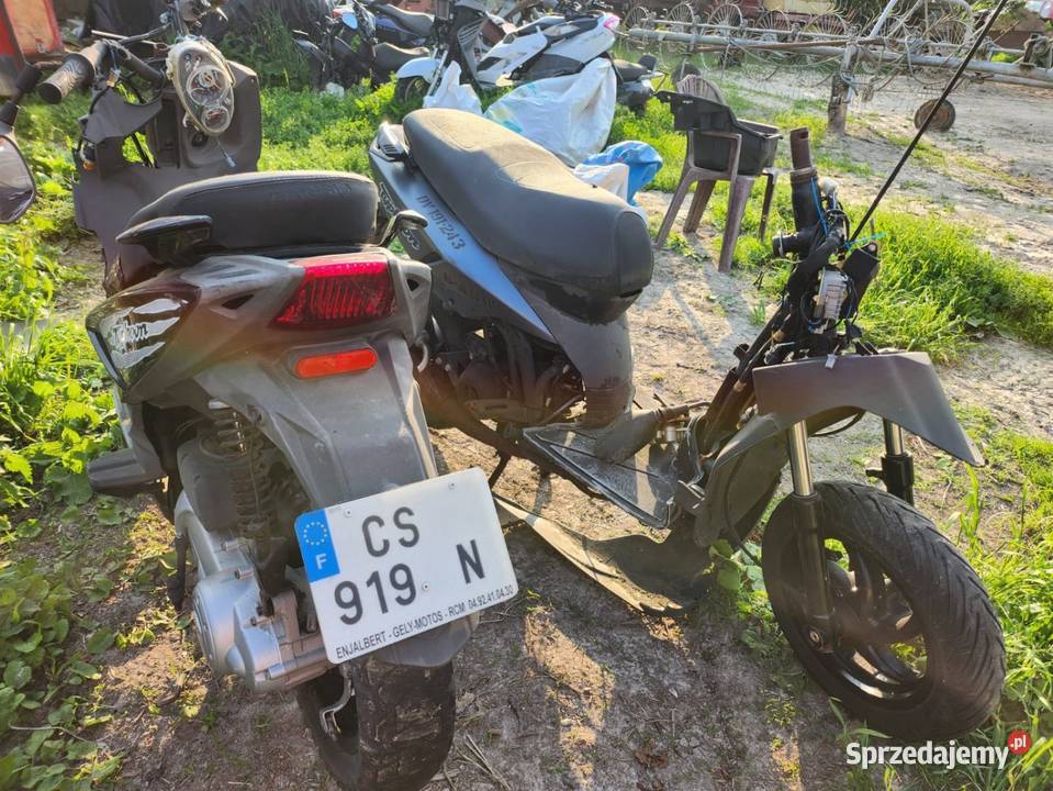 Piaggio typhoon rama papiery dokumenty plastiki Bychawa