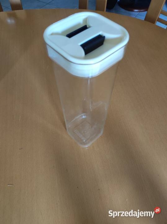 szczelny hermetyczny pojemnik na płyny kuchenny