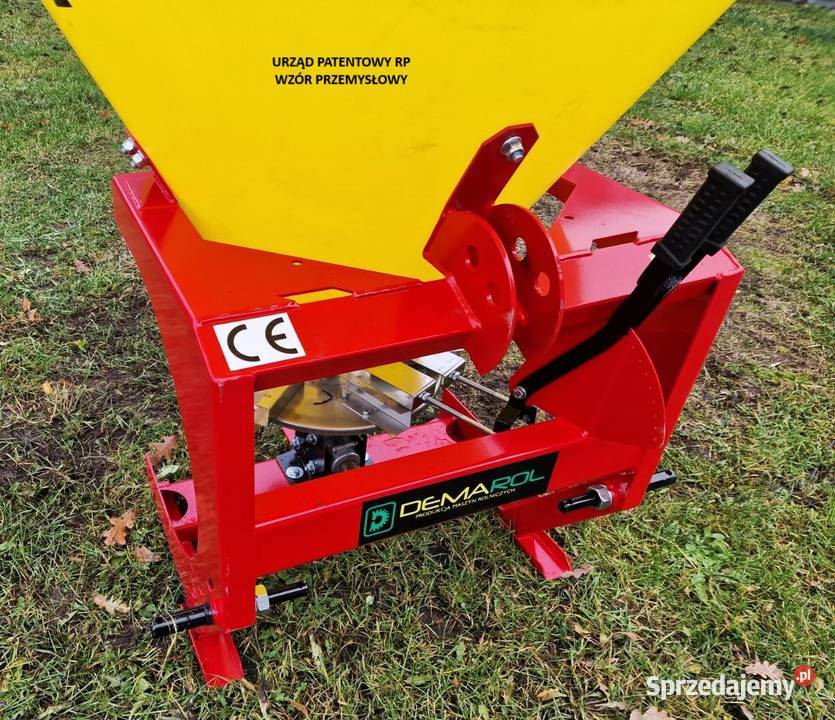 Rozsiewacz Lejkowy do Nawozu 300l hydraulicznie Pajęczno