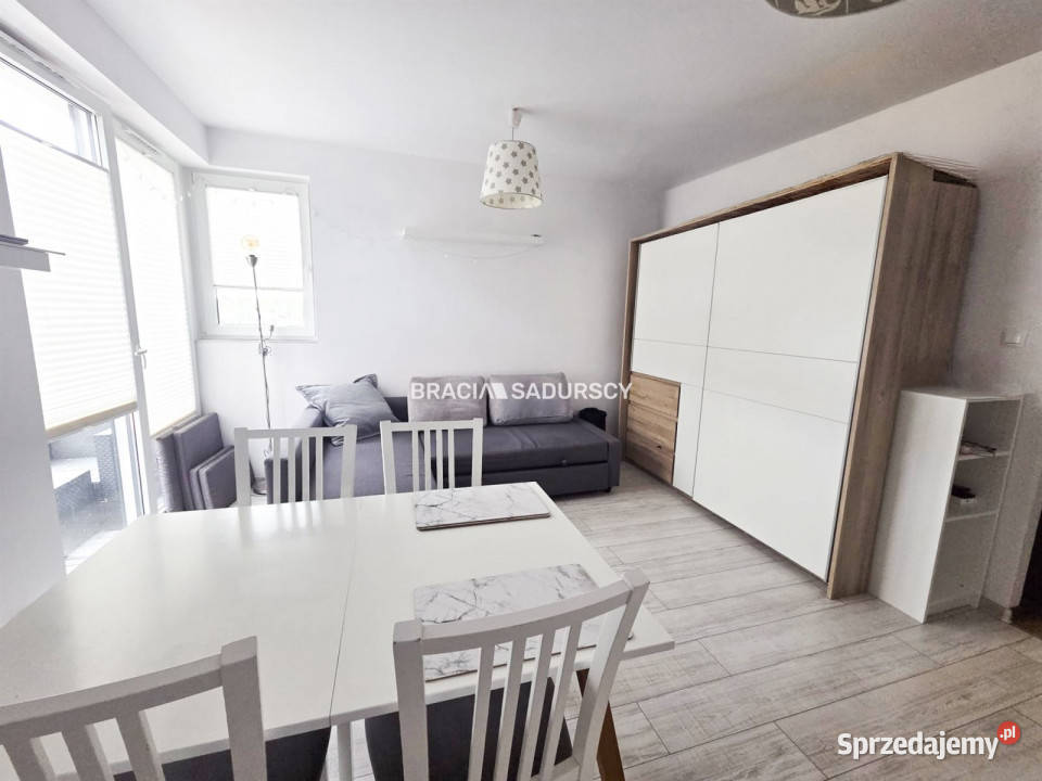 sprzedaży mieszkania Kraków 3124m2