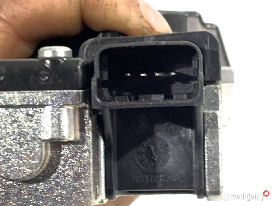 DOCIĄG KLAPY TYŁ CITROEN C5 III 9661840680 20 podkarpackie