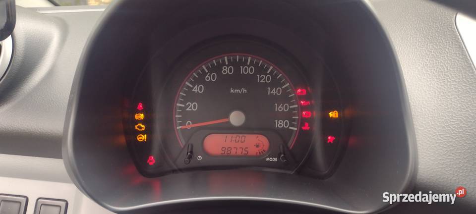 nissan pixo 10 benzyna klima wspomaganie piękne 68KM Kraków