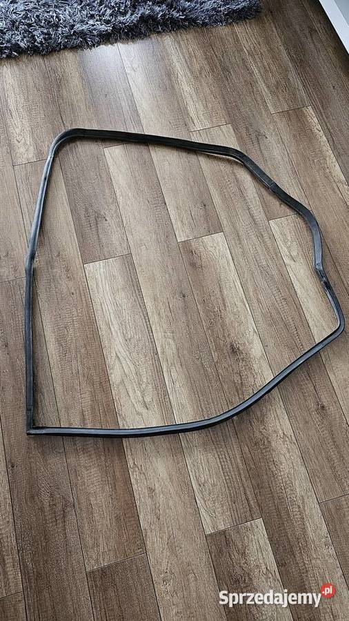 uszczelka drzwi tylnych lewych bmw e23 Mińsk Mazowiecki