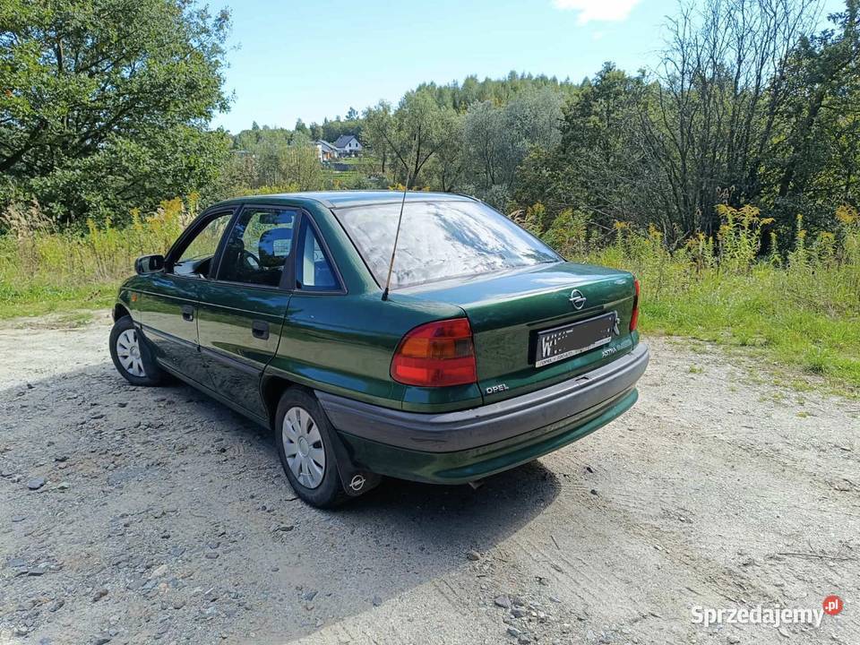 Opel Astra Clasik 16 Zarejestrowany w Polsce Kłodzko