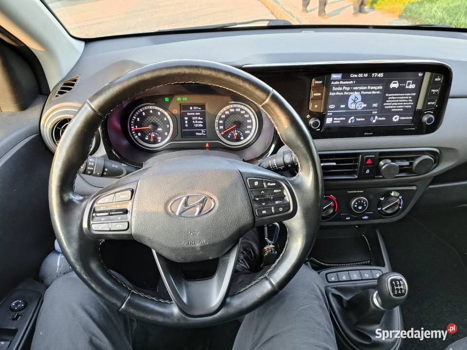 Podgrzewane fotele i kierownica CarPlay kamera cofania małopolskie Chrzanów