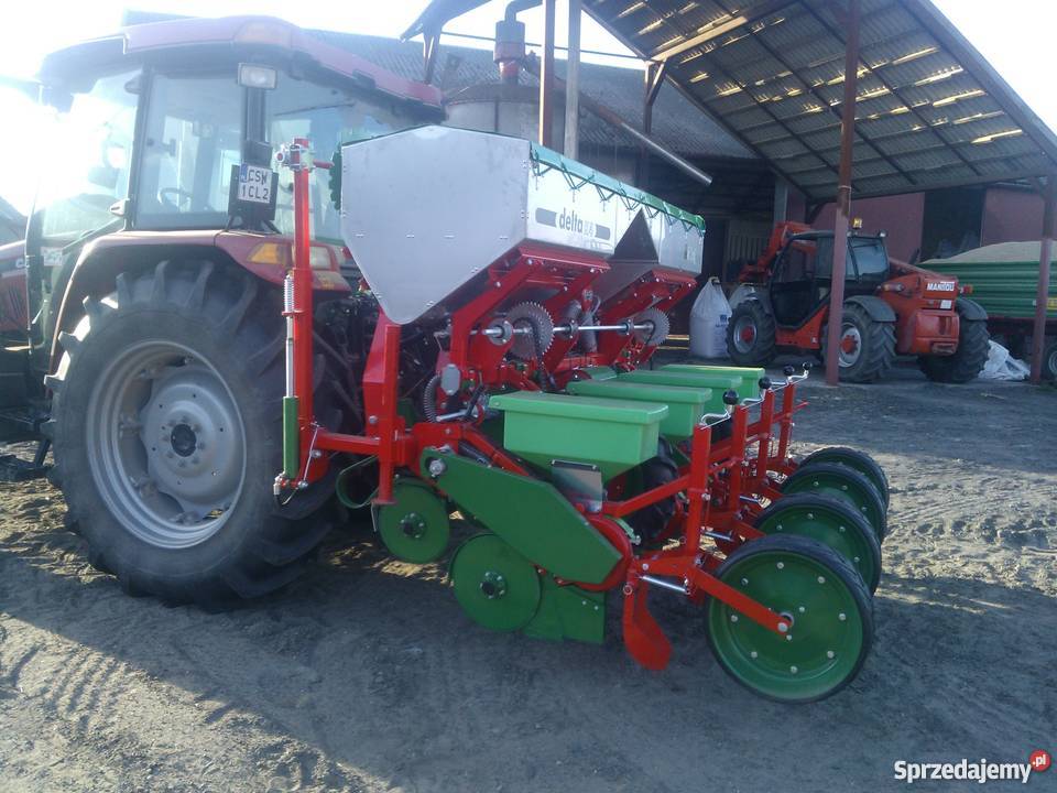 Siewnik pneumatyczny do kukurydzy Unia Delta K4 Warlubie