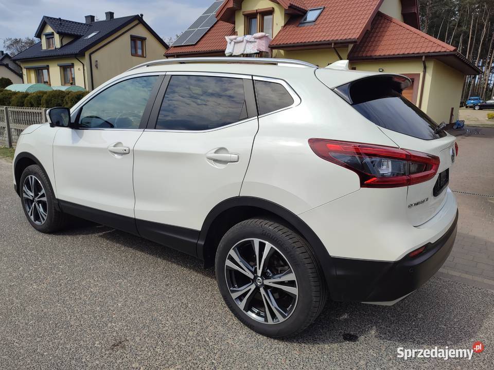 Nissan Qashqai II 16 DIGT Benzyna Mega Perła